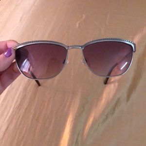 Ellen Tracy sunglasses